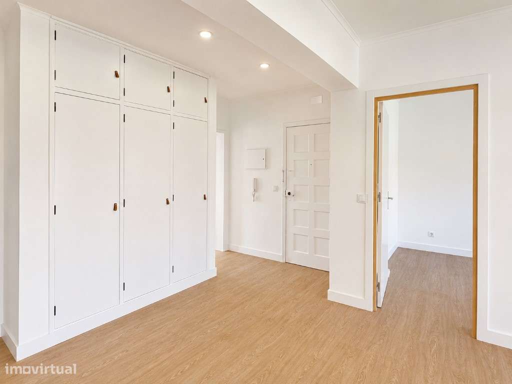Apartamento T3 - Totalmente remodelado || Centro de Tomar-5