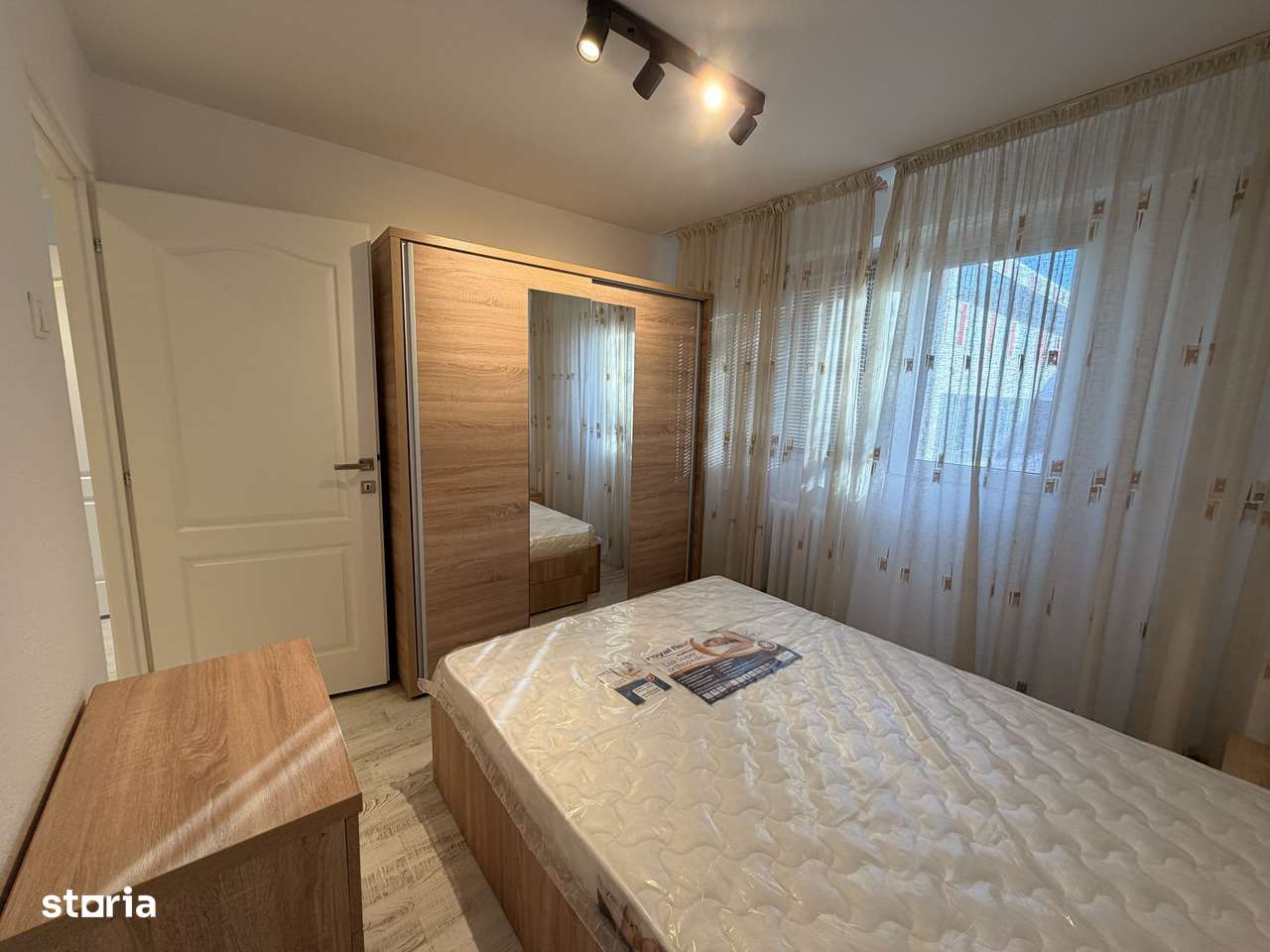 Apartament 2 camere renovat 2025, bloc 1976 – Sălăjan - Imagine principală: 5/12