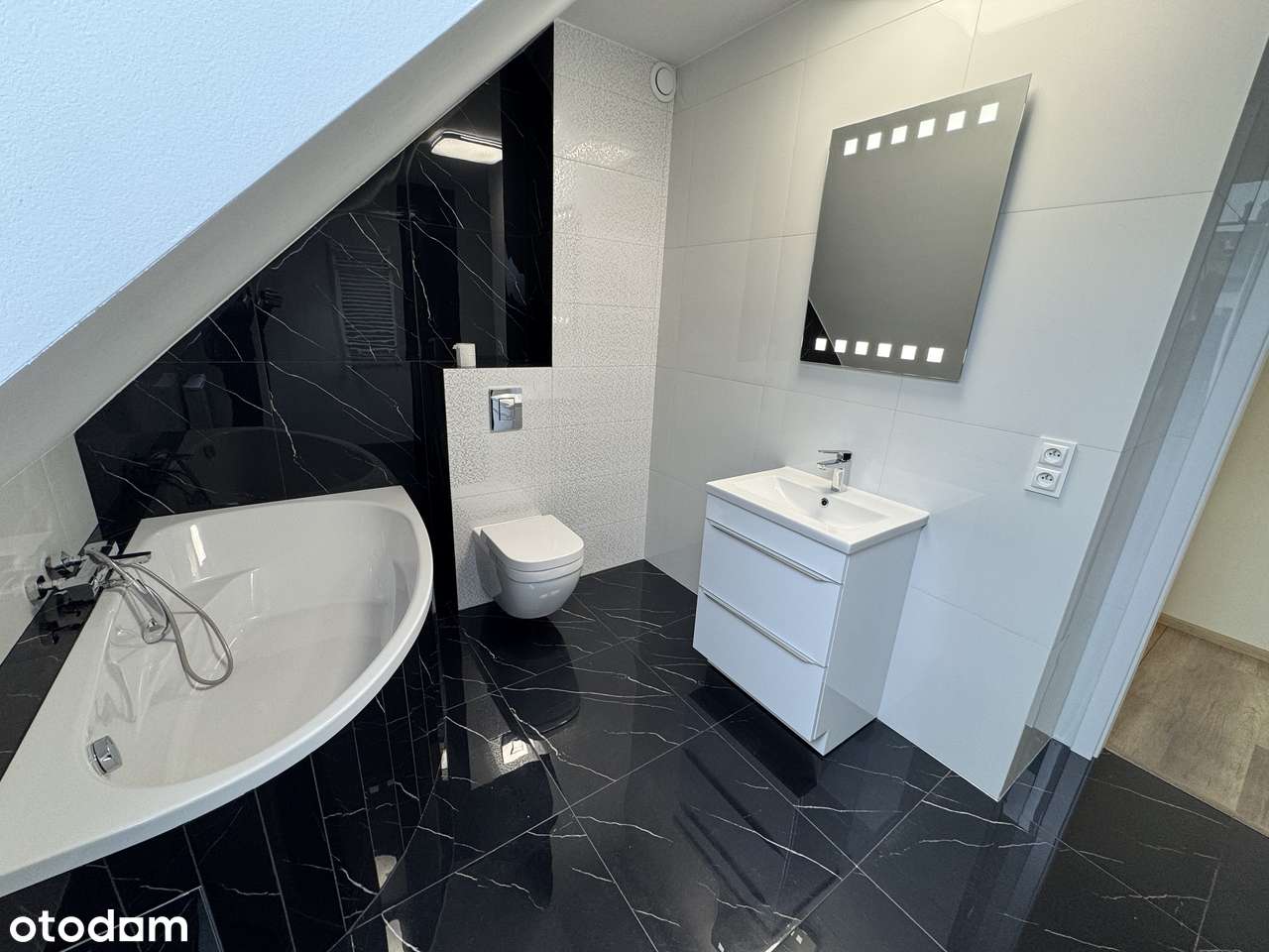 2023 | SKRAJNY SEGMENT | do wprowadzenia | Gowarzewo | Klimatyzacja-15