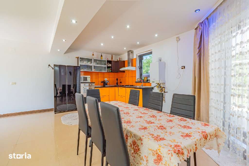 Casa P+M | Teren generos| Kamsas-14