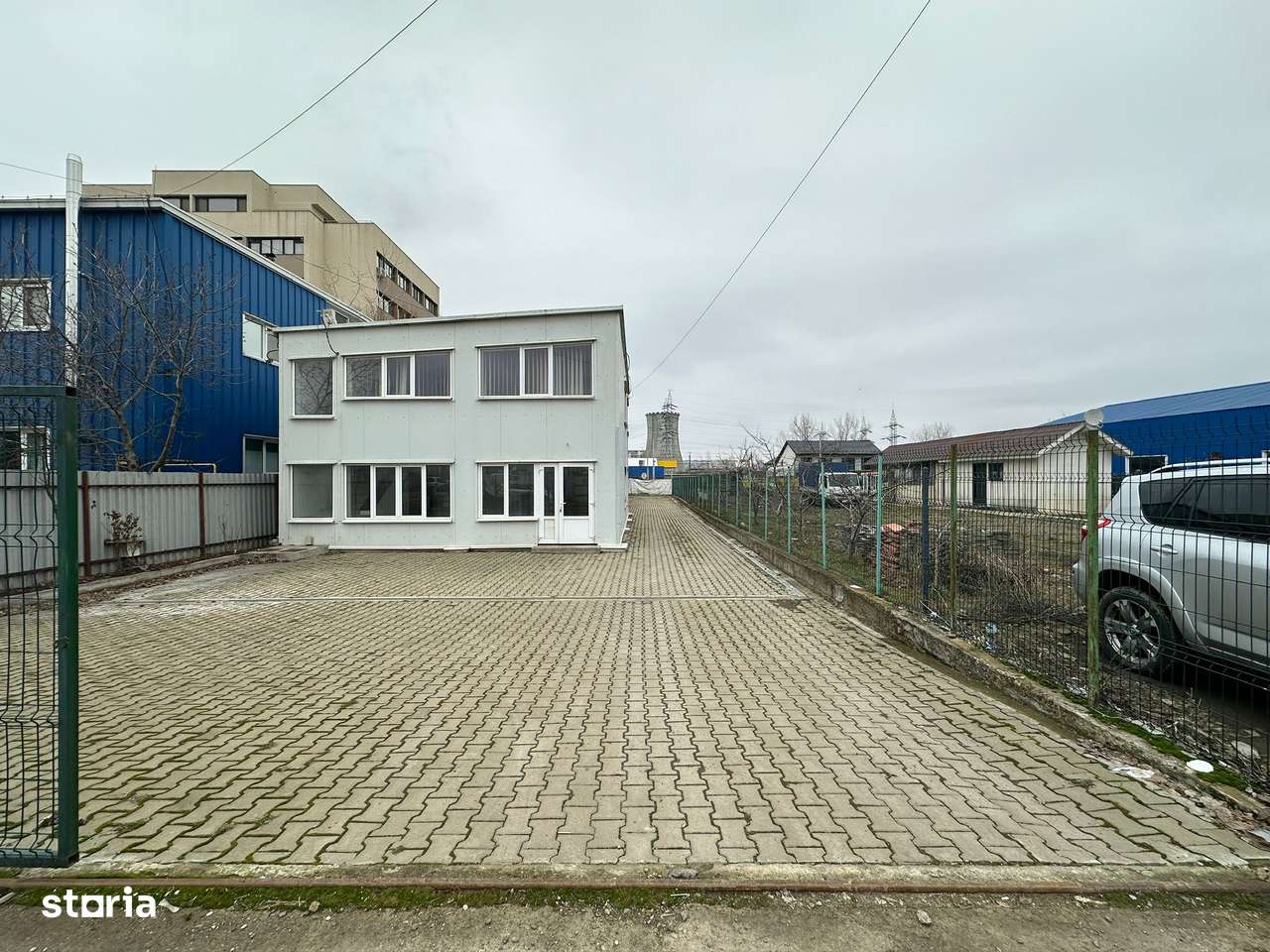 Spatiu de la 29mp la 50mp, zona Petrom Calea Chisinaului - Imagine principală: 2/14