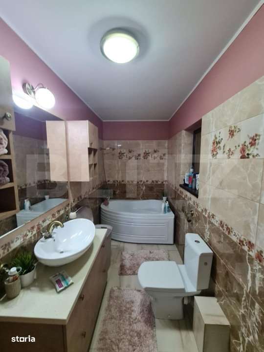 Duplex 4 camere, 120 mp utili, 300 mp de teren, piscina incalzita, zon - Imagine principală: 5/18