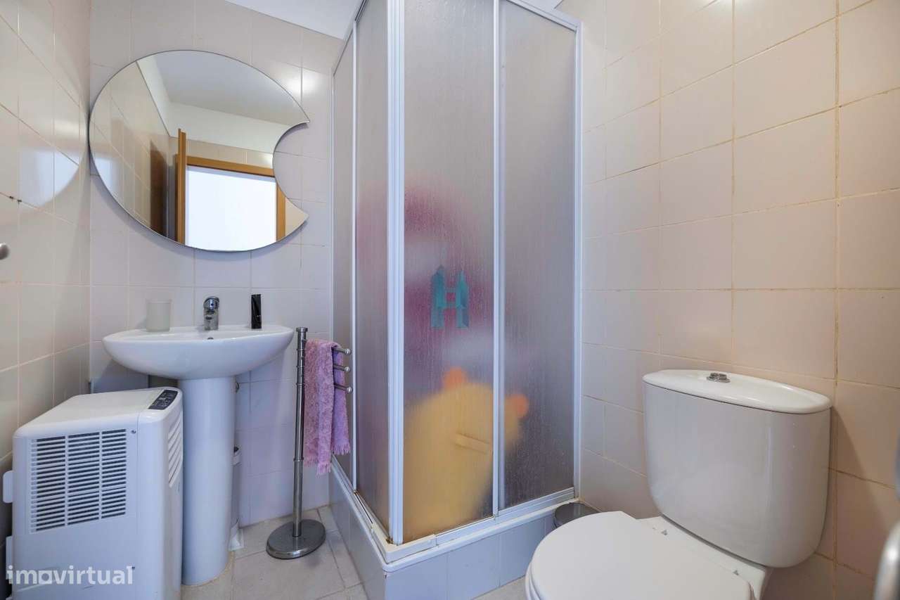 Apartamento T3 com arrecadação em Portimão-11