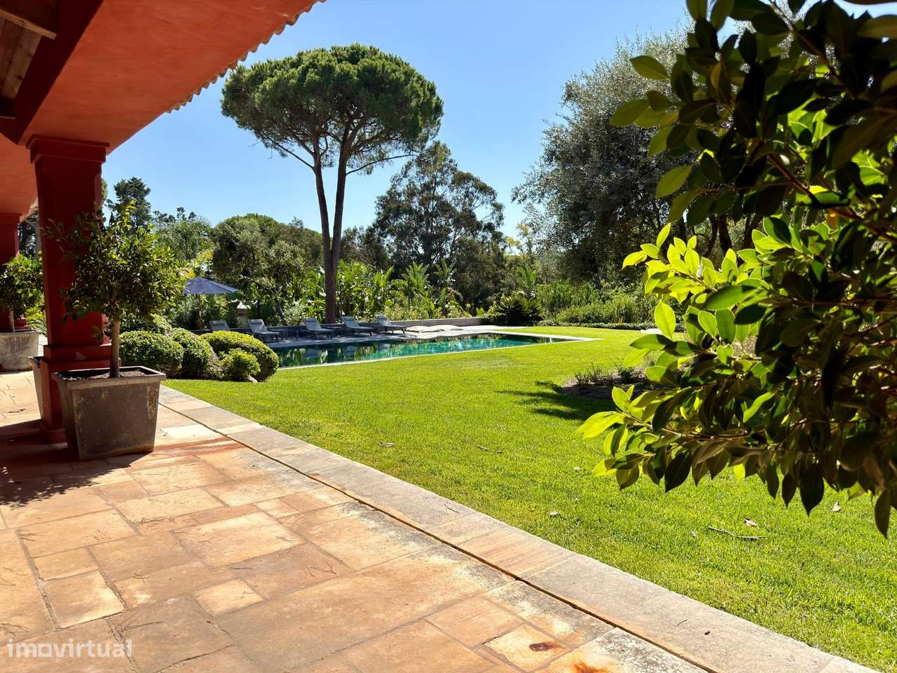 Moradia de Luxo com Piscina Privada na Quinta Patino, Estoril-57