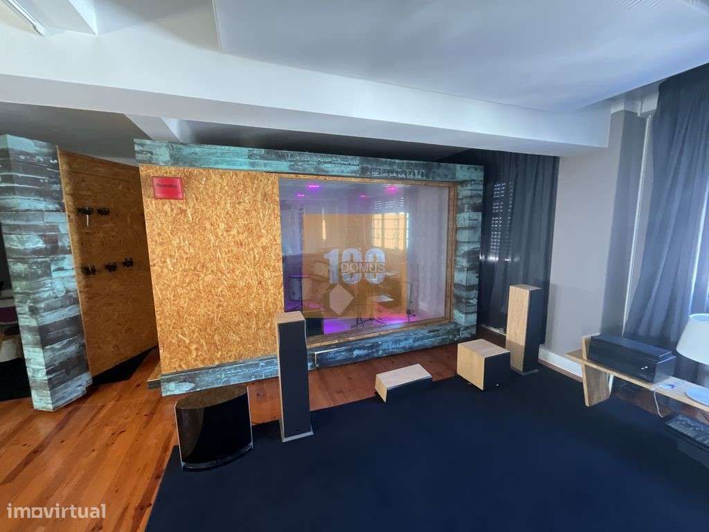 Trespasse de estúdio de música no Porto - Grande imagem: 4/25