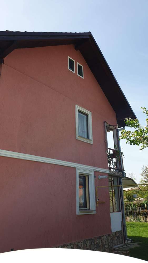 Casă solidă cu teren generos 1400 mp – spațiu, liniște și potențial! - Imagine principală: 3/14