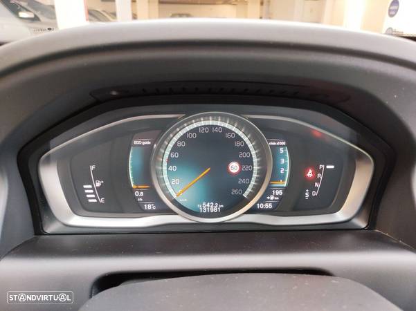 Volvo XC 60 2.0 D3 Kinetic Geartronic - 13