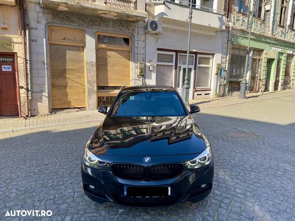 BMW Seria 3 320d GT xDrive AT - 13