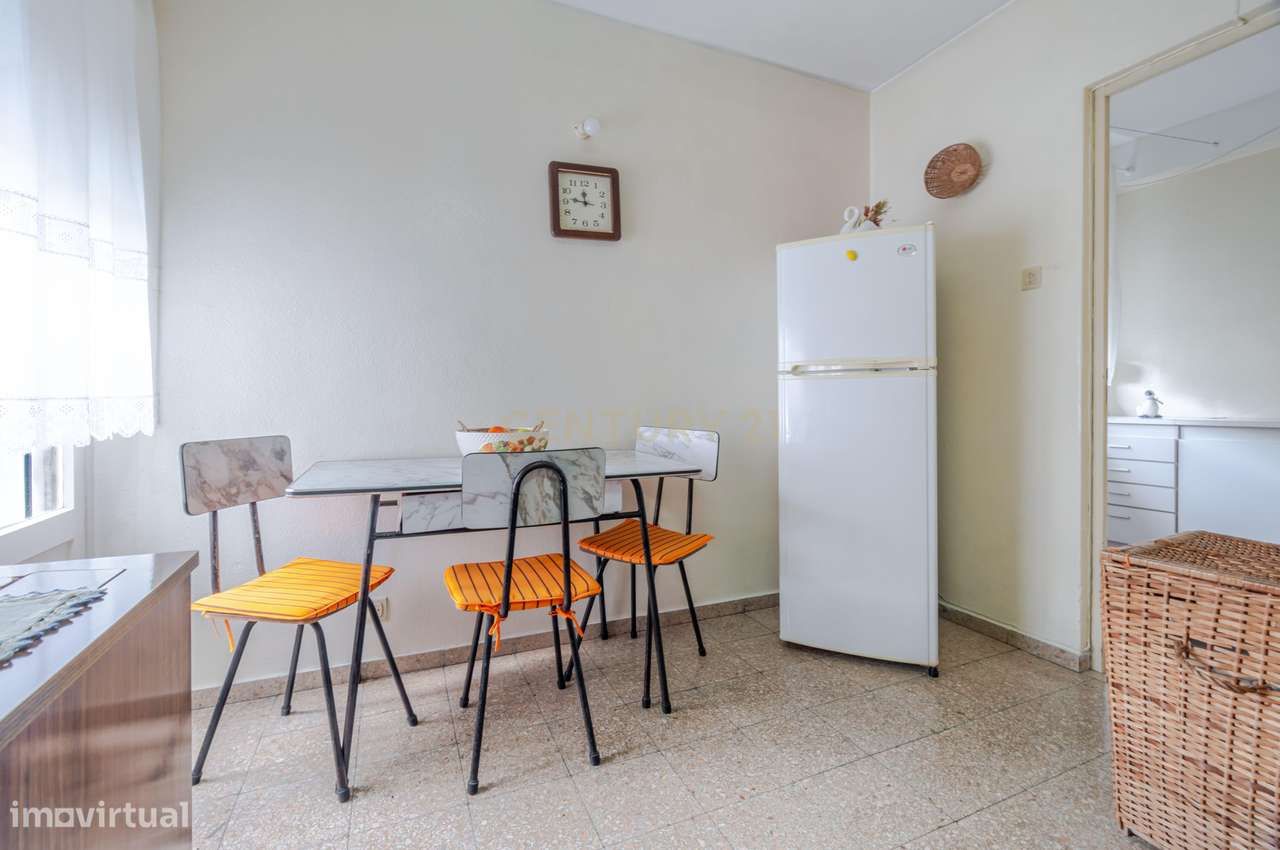 Apartamento T3 em Setúbal  e Boa Exposição Solar-7