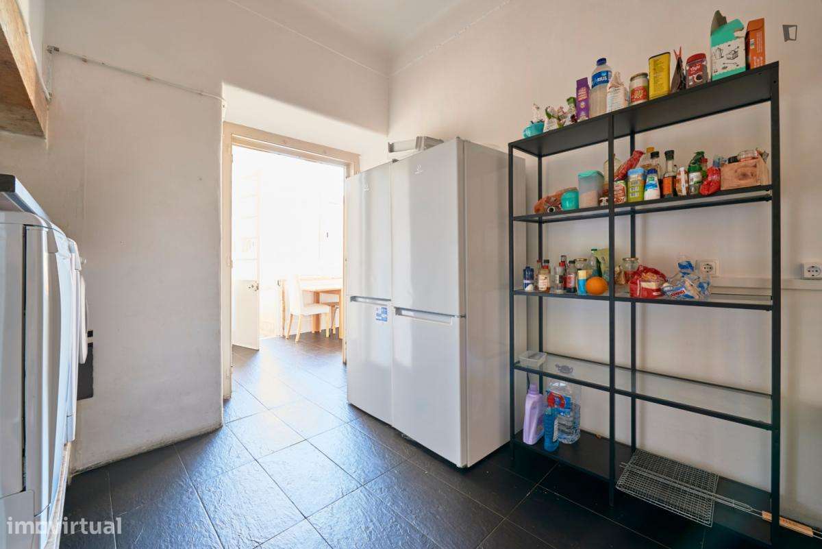 Quarto - localizado em Alameda Lisbon - Grande imagem: 5/23