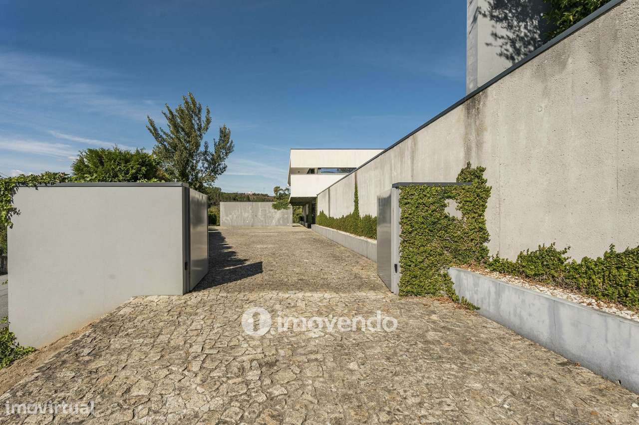 Moradia T3 única, mobilada e equipada, em Cabeceiras de Basto-58