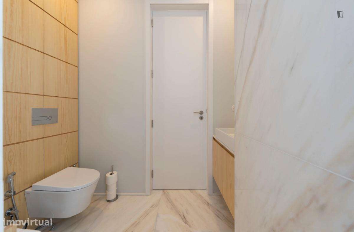 Apartamento com 1 quartos - localizado em Massarelos Porto - Grande imagem: 4/29