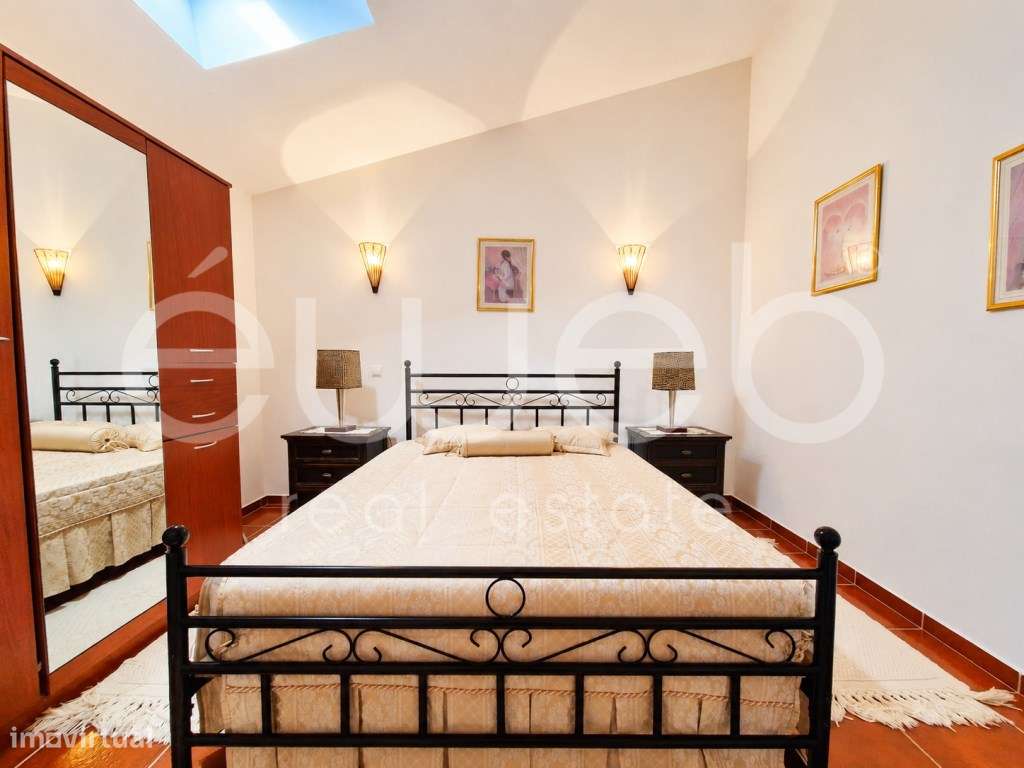 Moradia T4 de Arquitetura Alentejana com Piscina, Motrinos, Regueng...-49