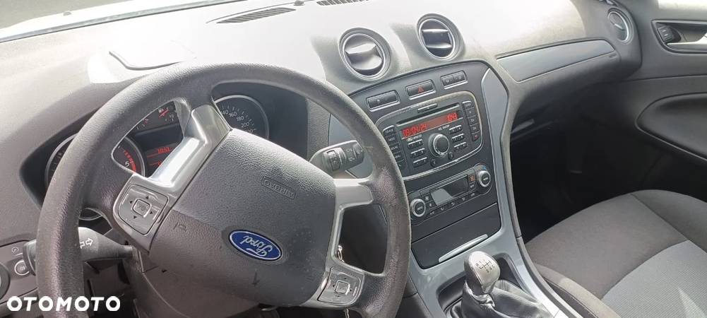 Ford Mondeo 1.8 TDCi Ambiente - 7