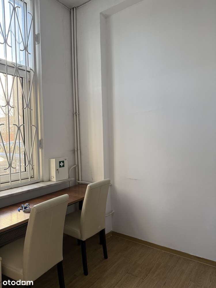 88,6 m2 klimatyzowany lokal na Woli tuż przy metrze-8