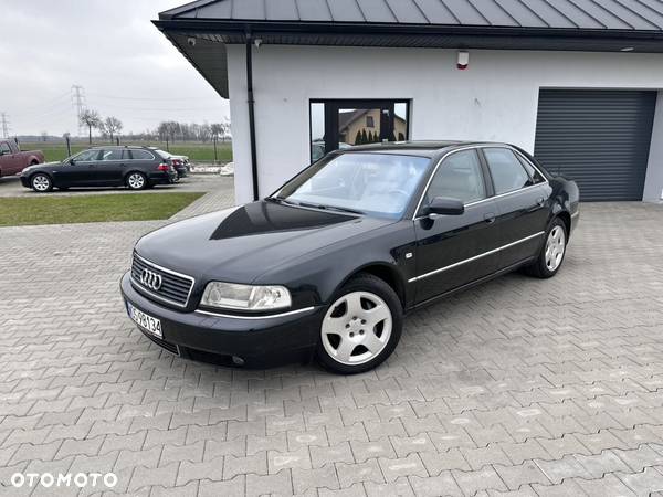 Audi A8 4.2 TDI Quattro - 1