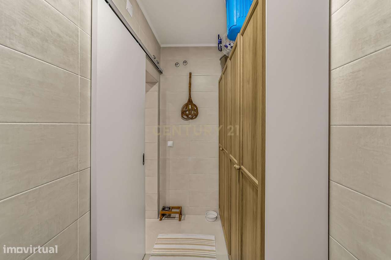 Moradia T3 isolada com garagem, Quinta do Conde-6