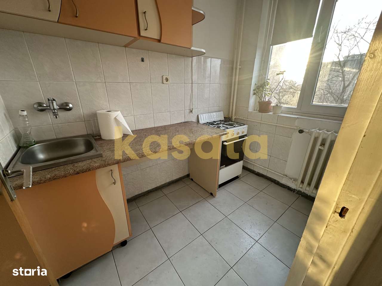 Garsonieră | Favorit | Etaj Intermediar| Metrou 2 min-2