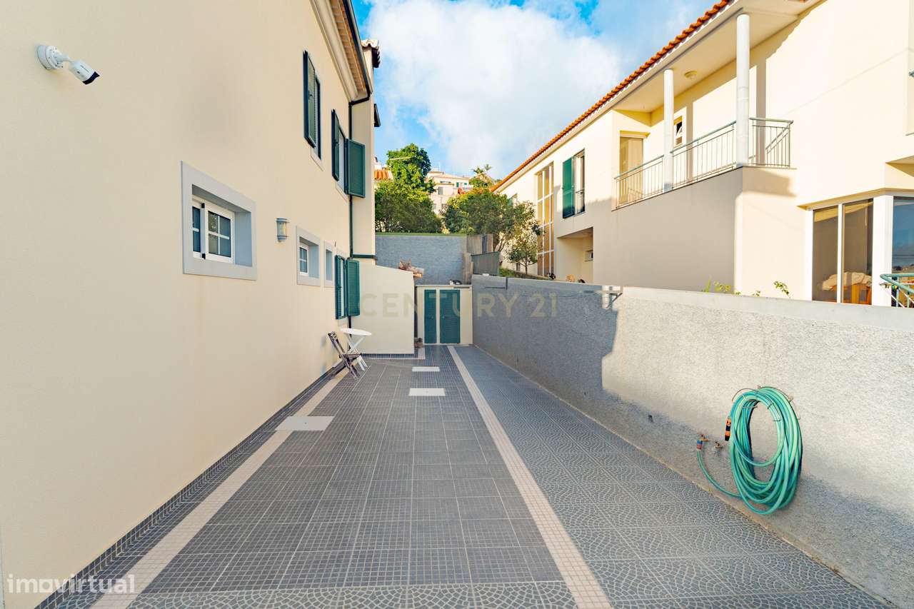 Moradia Clássica T3 com Sótão Habitável em Canhas, Ponta do Sol-13