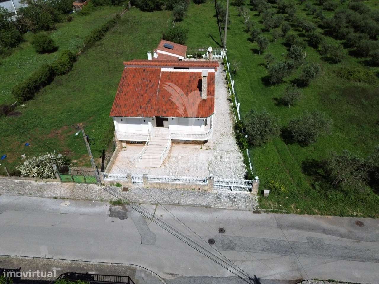 Moradia T4 com garagem e terreno Minde / Alcanena - Grande imagem: 5/40