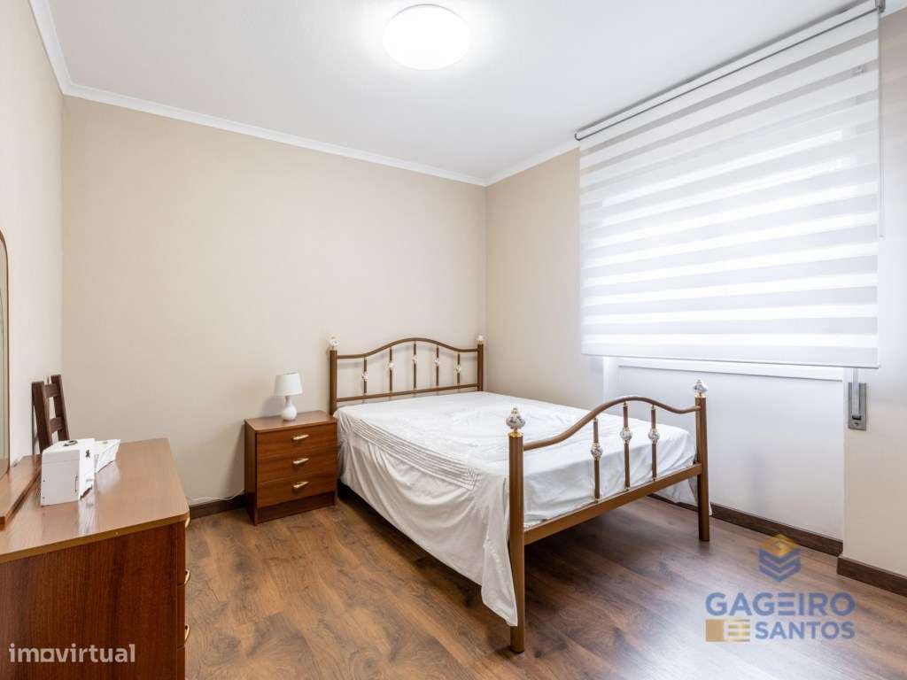 Moradia Remodelada T2 + 2-13