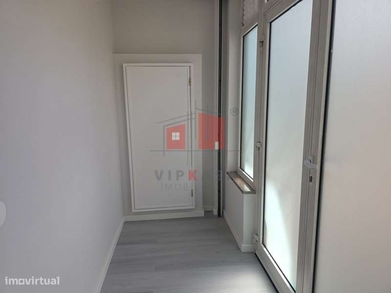 Apartamento T0+1 - Grande imagem: 4/13