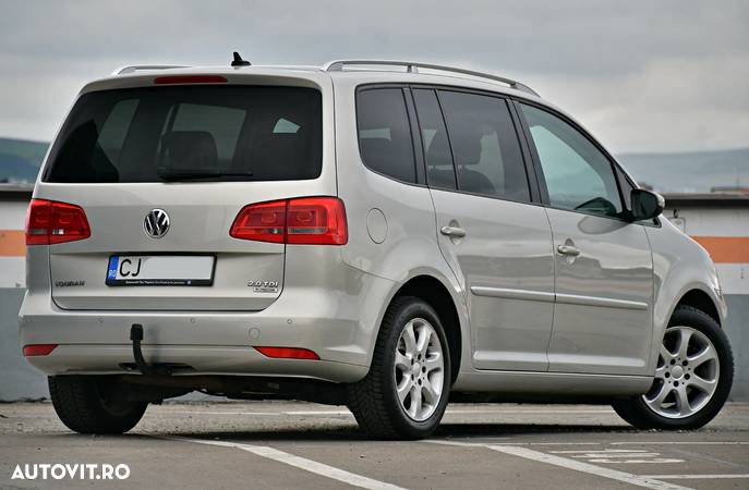 Volkswagen Touran 2.0 TDI BlueMotion Technology Highline - 6