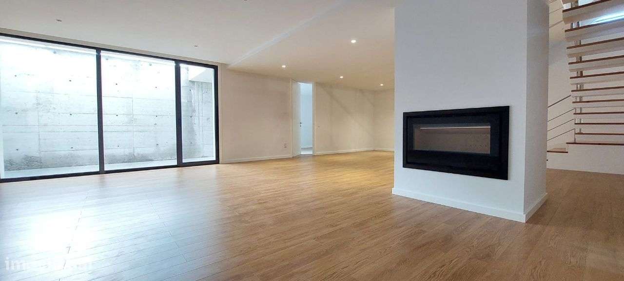 Moradias de excelência T3 + Escritório-18