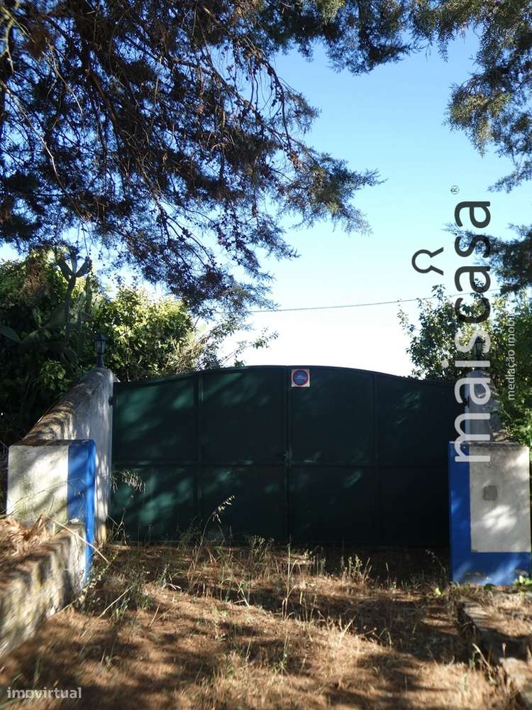 Herdade com Habitações, Piscina, Turismo, Canil e Campo de Jogos !-34