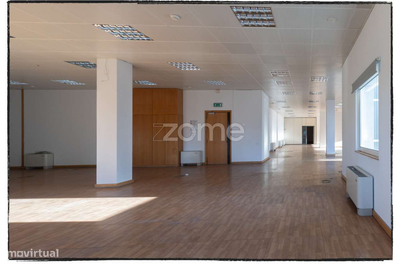 Escritório para Arrendamento – 468 m² | Sintra Business Park - Grande imagem: 3/32