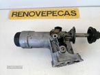 Copo / Corpo / Suporte Filtro Volkswagen Passat (3B3) - 4