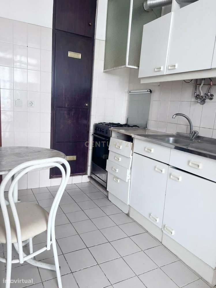 VENDA | 3 ASS. COM VISTA PANORÂMICA EM SETÚBAL-13