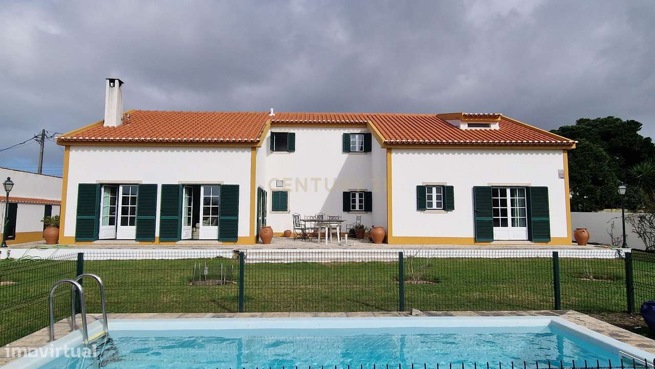 Moradia isolada T4 na Praia das Maçãs - Colares - Grande imagem: 4/47