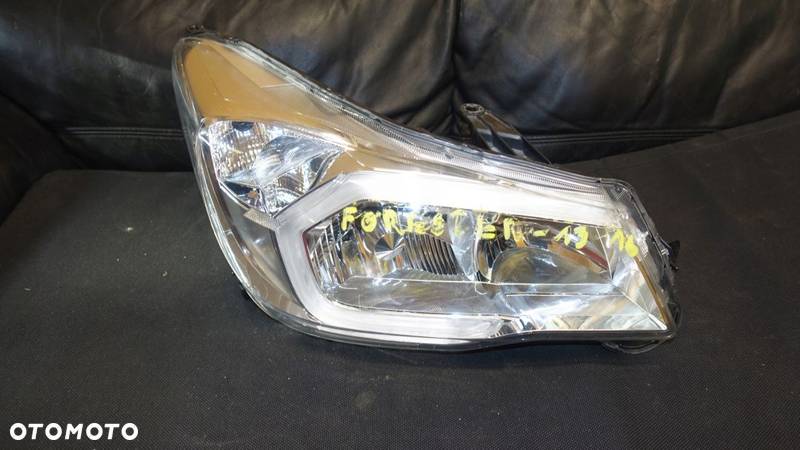 SUBARU FORESTER XENON PRAWY LED EUROPA - 1