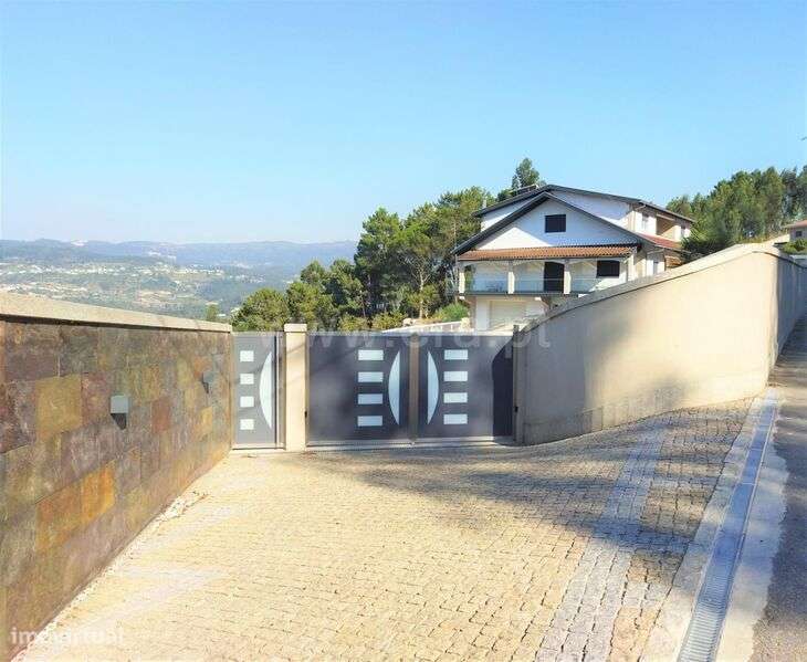 Moradia T5 / Castelo de Paiva, Sobrado e Bairros - Grande imagem: 4/20