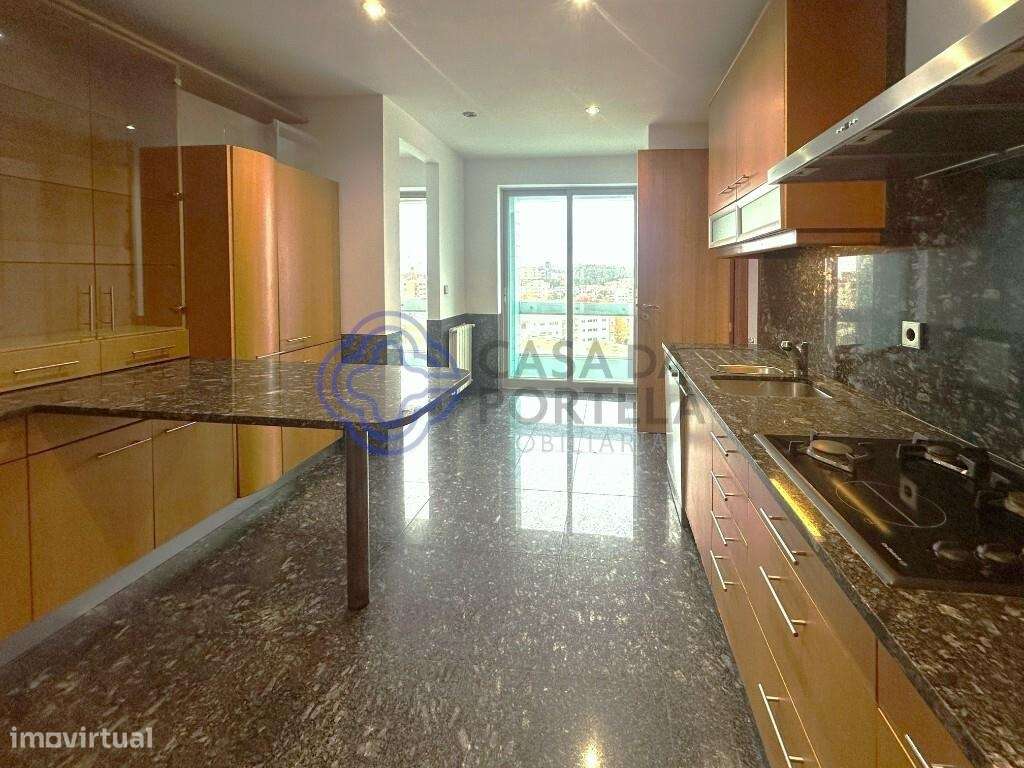 Apartamento T4 de Prestígio para Arrendamento – Cidade da Maia - Grande imagem: 5/30