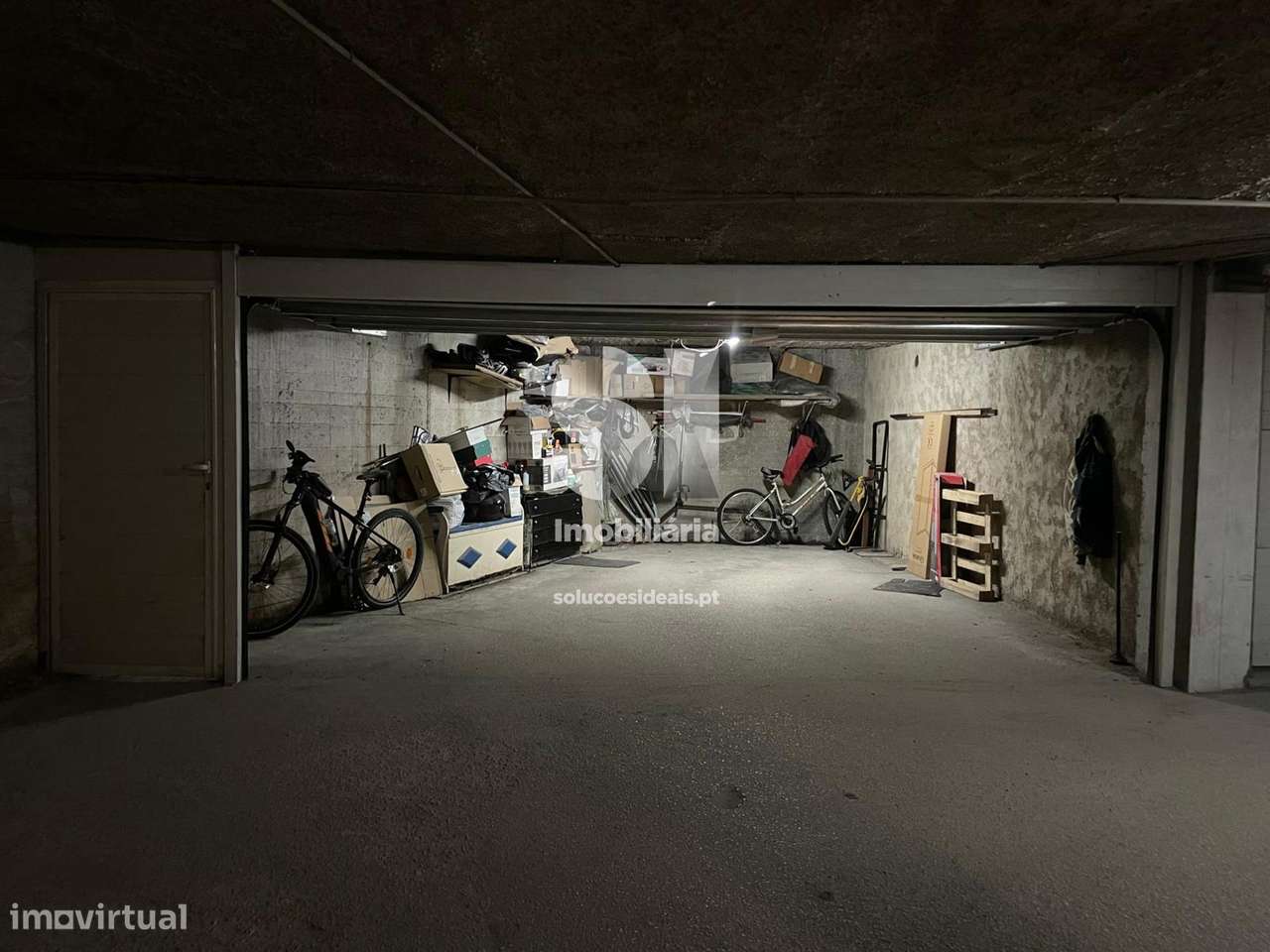 Garagem fechada com 23 m2 - Grande imagem: 3/4