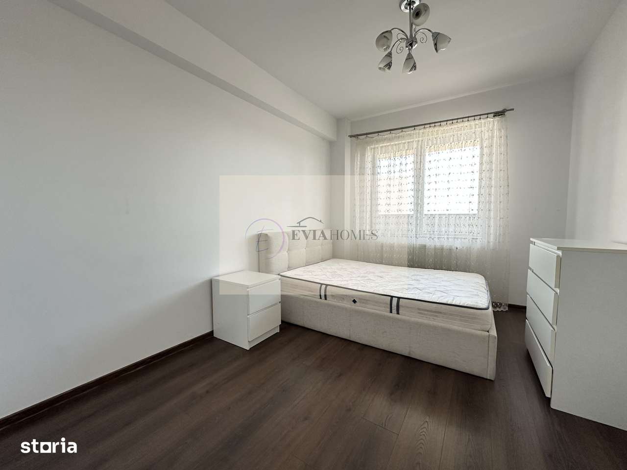 2 parcări incluse/ 4 camere/ 2 bai/ terasa 104 mp/Zona Leroy-7