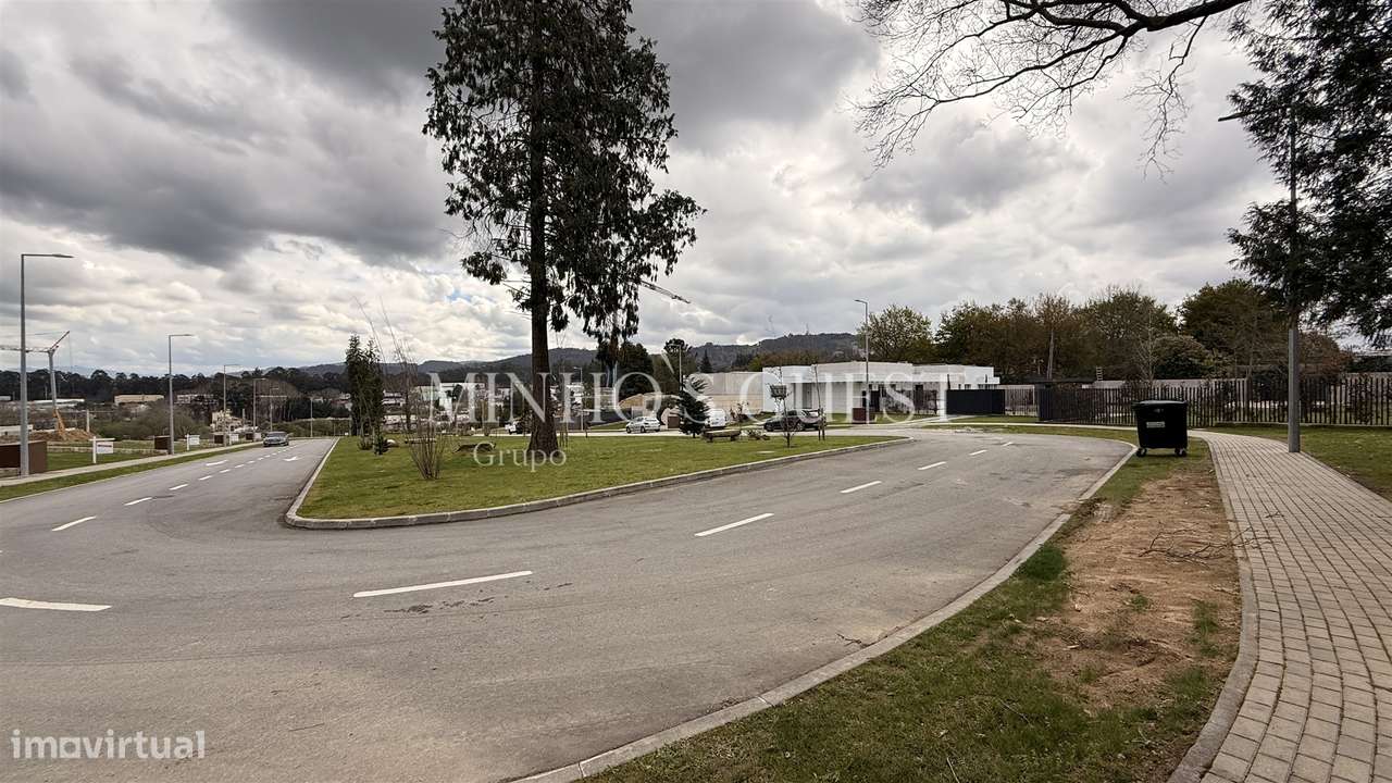 Lote de Terreno p/ Moradia Individual - Braga - Grande imagem: 3/12
