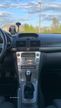 Toyota Avensis 1.8 VVT-i Combi - 12