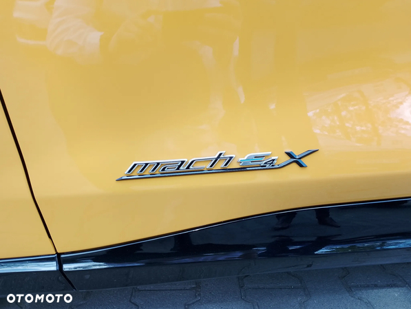 Ford Mustang Mach-E AWD Premium - 10