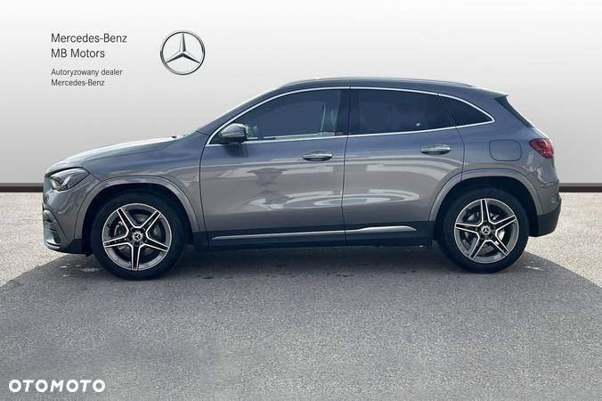 Mercedes-Benz GLA - 3