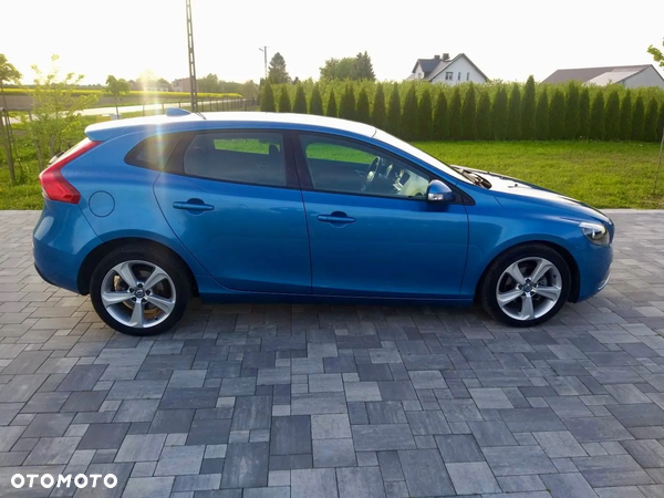 Volvo V40 D2 Kinetic - 14