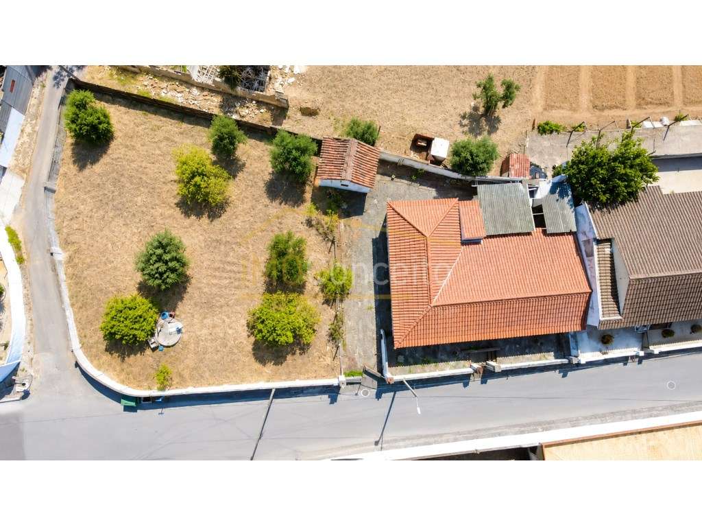 Moradia T4 com Quintal em Santa Margarida da Coutada Espaço e Tranq...-28