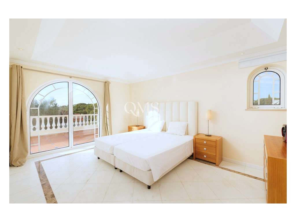 Moradia T4 Frente Golfe com Piscina & Total Privacy Vale do Lobo Al...-52