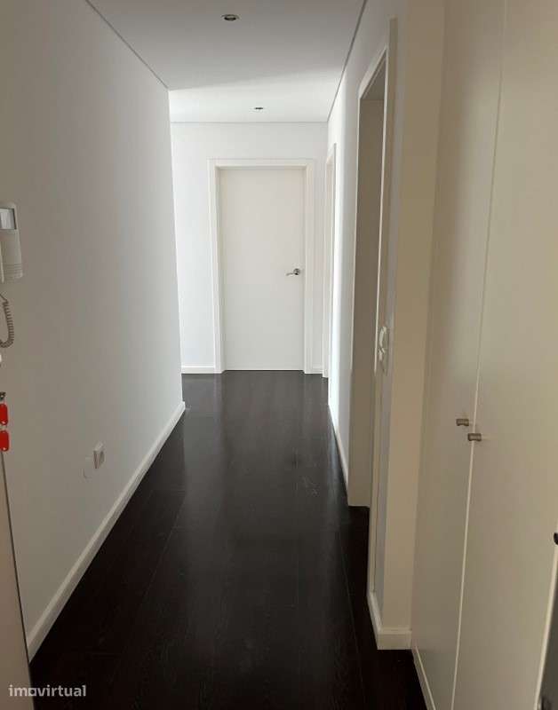 Apartamento em Covilhã, Santa Maria - Grande imagem: 5/8