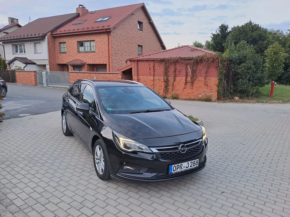 Opel Astra K (2015-2021) 1.4 Turbo Business 2017