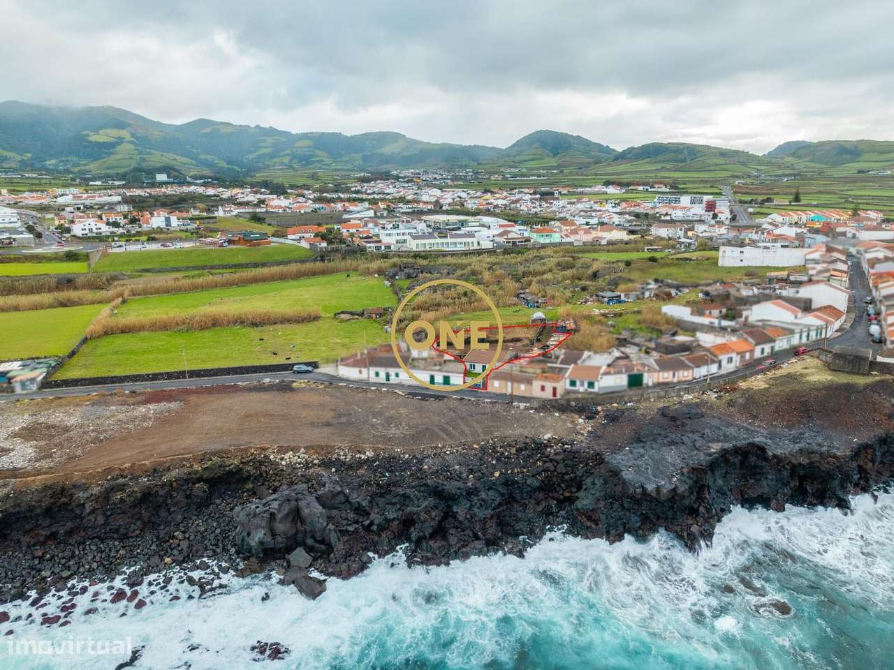 Venda Moradia - Grande imagem: 2/16