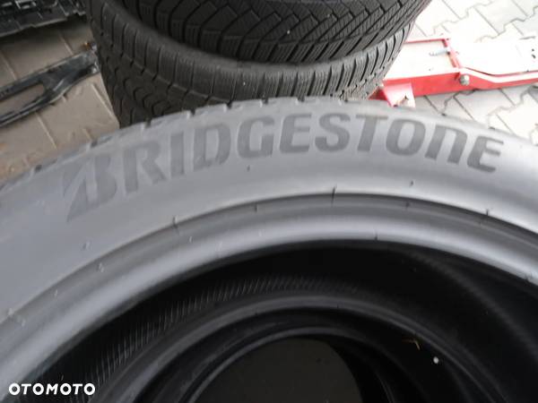 Bridgestone Turansa t005 265/45r20 - 10