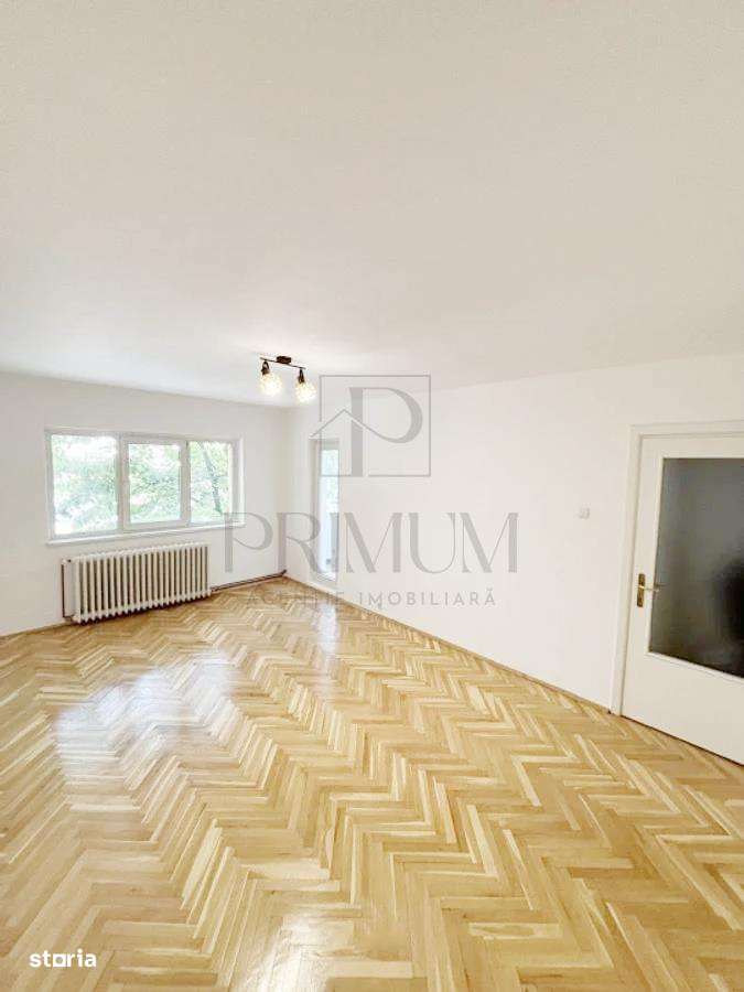 BABA DOCHIA - 3 Cam - Decom - Centrala Proprie - 2 Bai - 3 Boxe - Gara - Imagine principală: 1/11